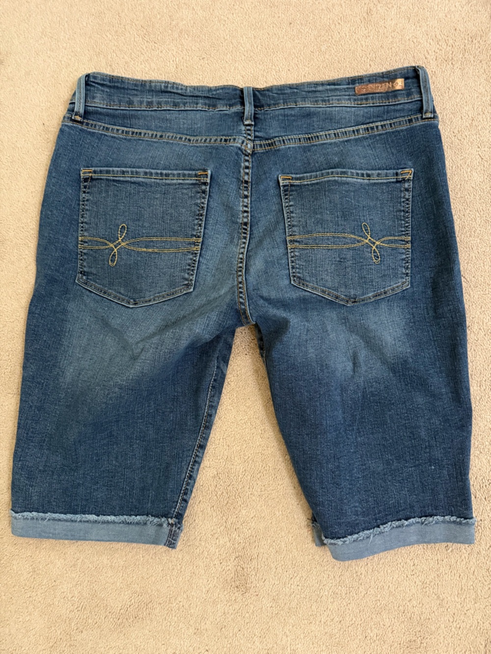 Levi's Denizen Modern Skinny Denim Shorts - Blue women’s size 31/12 - Picture 2 of 8
